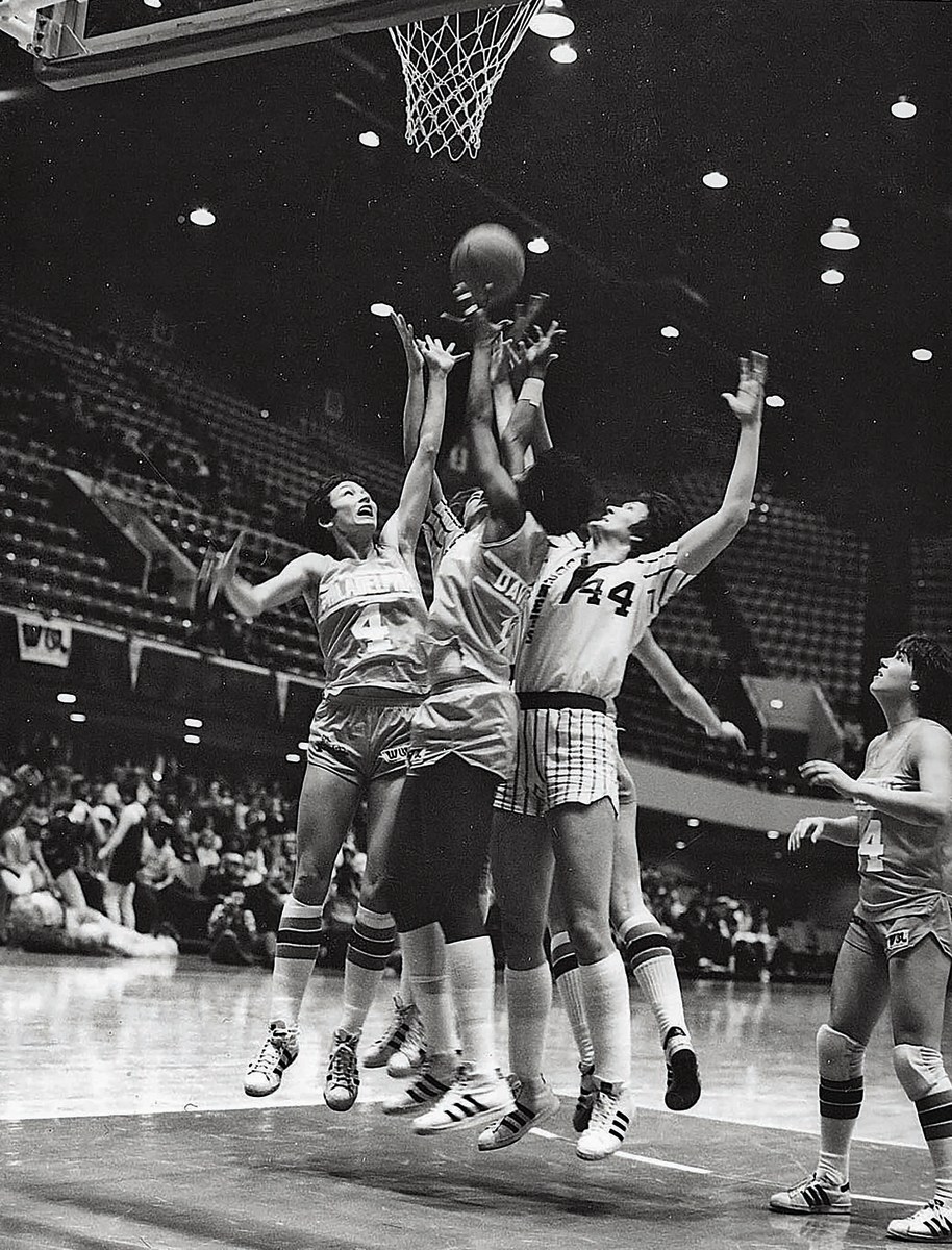 Kunzmann (No. 44, with the Cornets) built her reputation not by making baskets but by sticking her nose in every scrap to help her team.